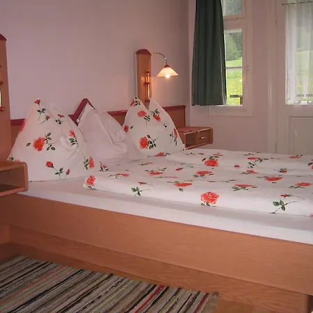 Gasthof Gasthof Zur Burg Falkenstein Obervellach